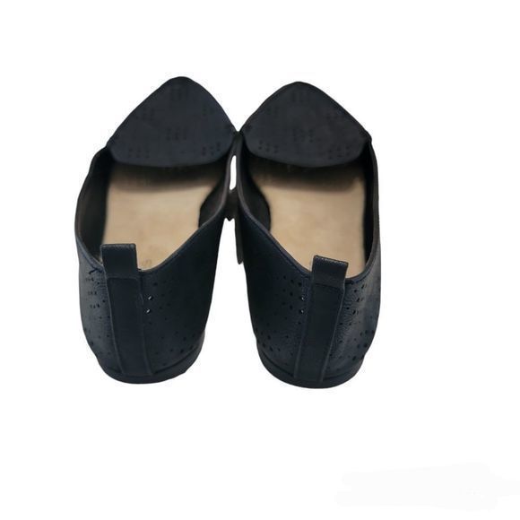 Maurices black suede flats pointed toe perforated size 7M - Picture 4 of 5